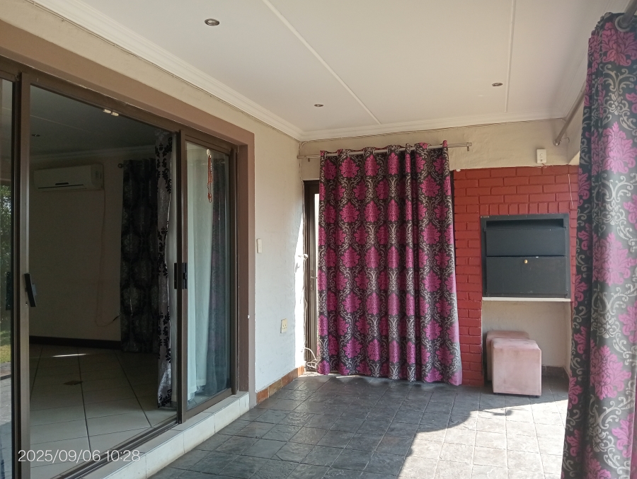 To Let 4 Bedroom Property for Rent in Cashan North West